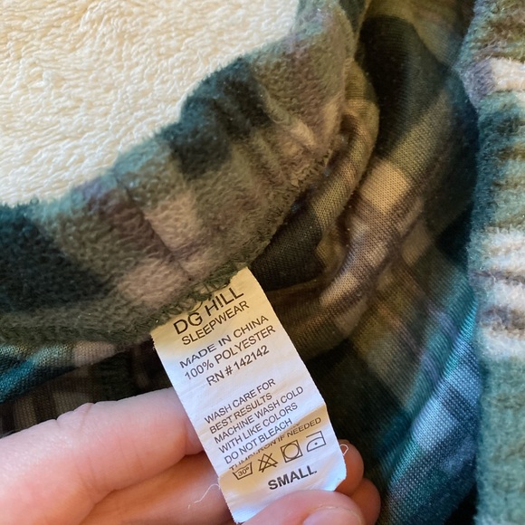 BYU Pajama Set- green plaid pant, grey byu long sleeve sweatshirt crew neck - Picture 4 of 5